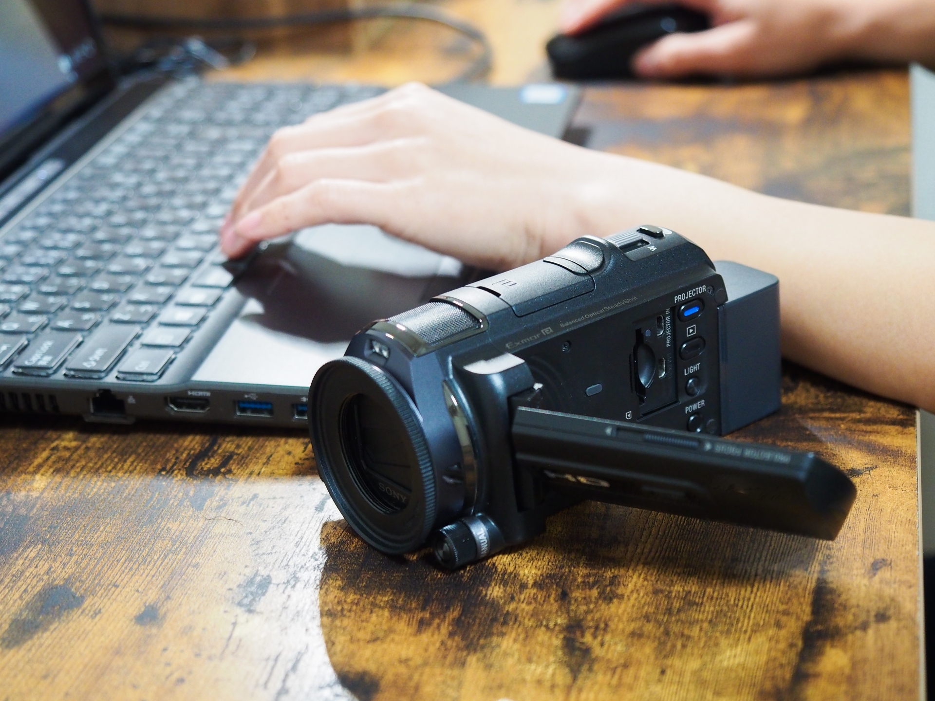 動画編集を始めるにはどんなパソコンや環境が必要なの 参考にどうぞ ノマドワーカーへの道